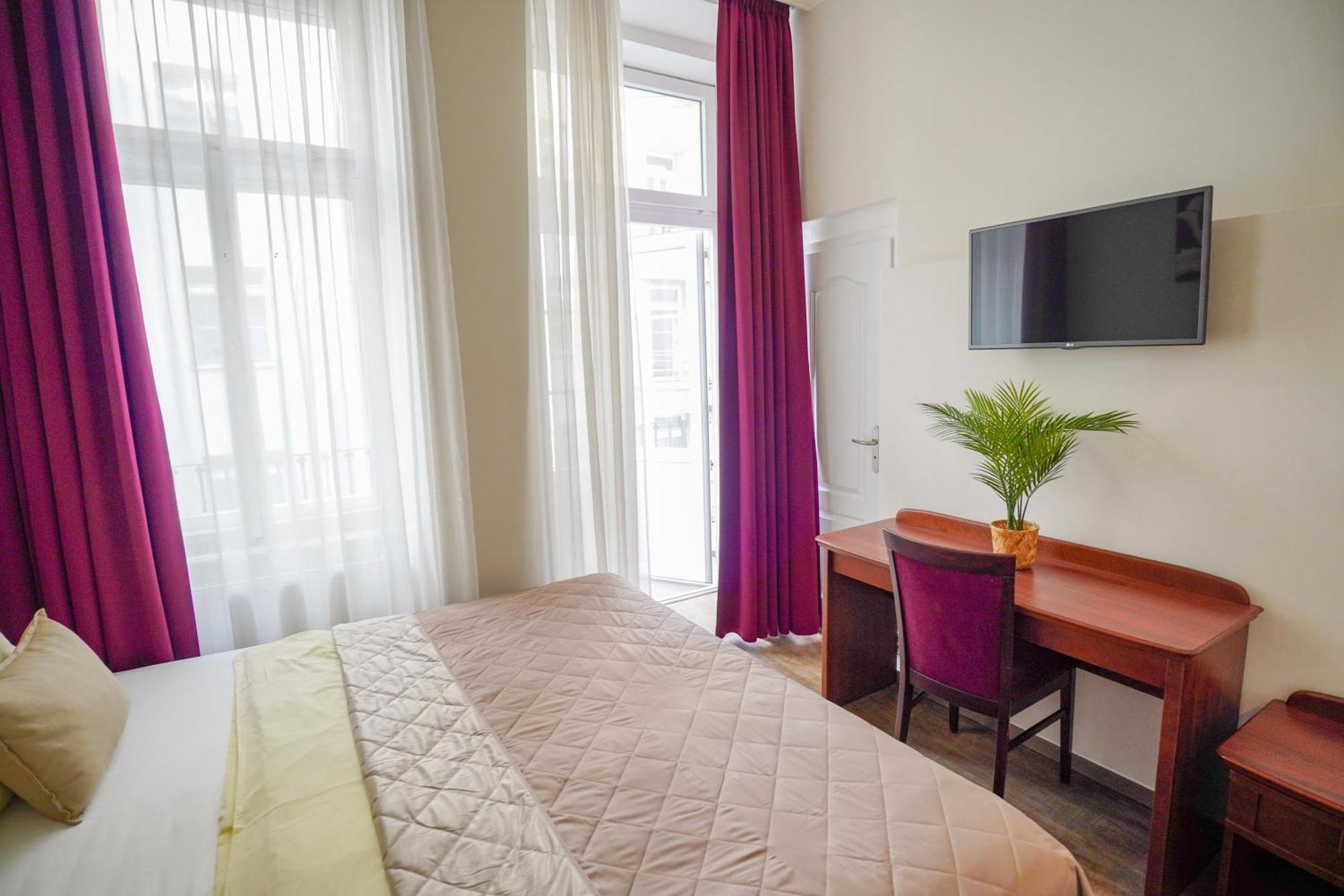 Elegant & Stylish Center Apartments! ปราก ภายนอก รูปภาพ
