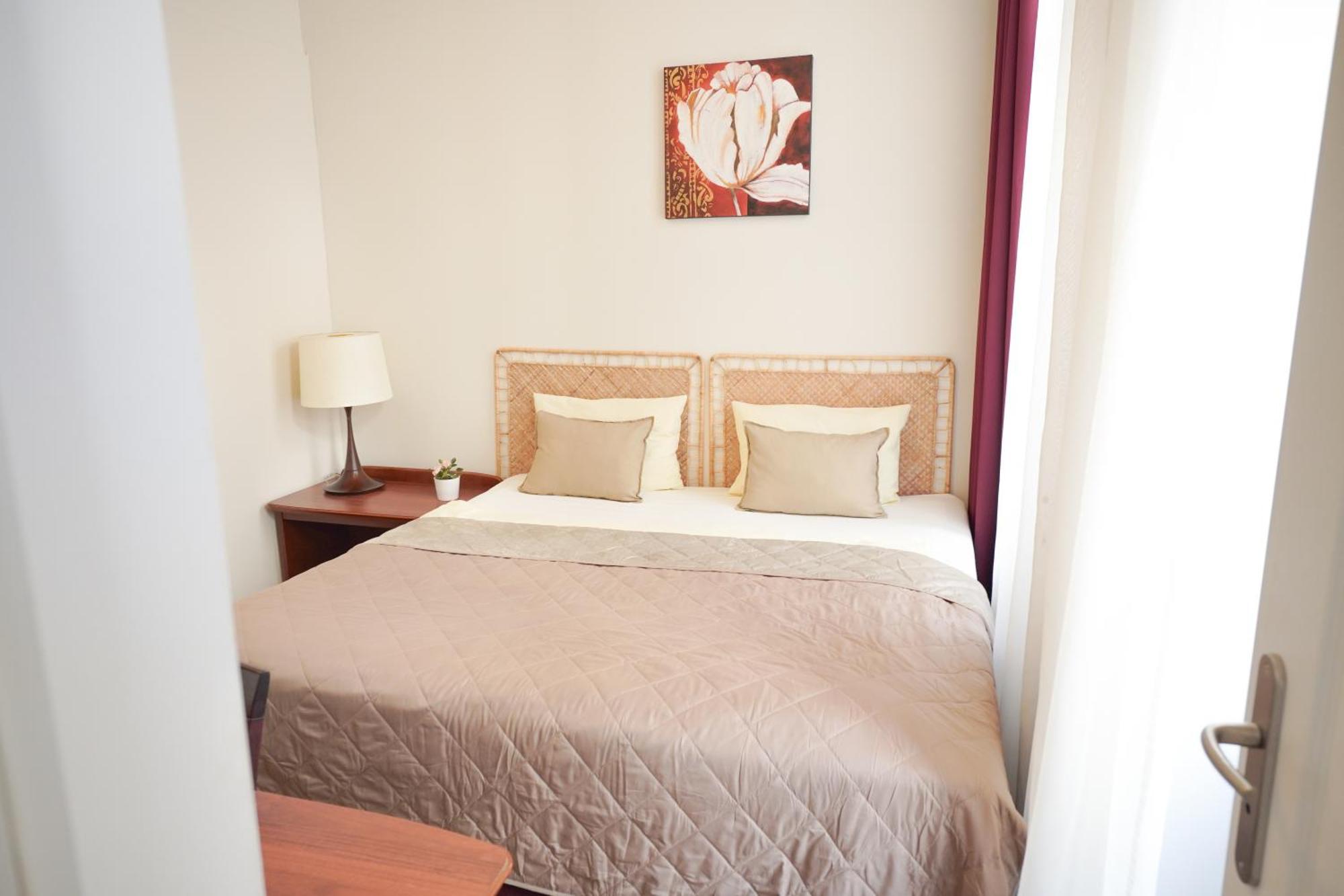 Elegant & Stylish Center Apartments! ปราก ภายนอก รูปภาพ