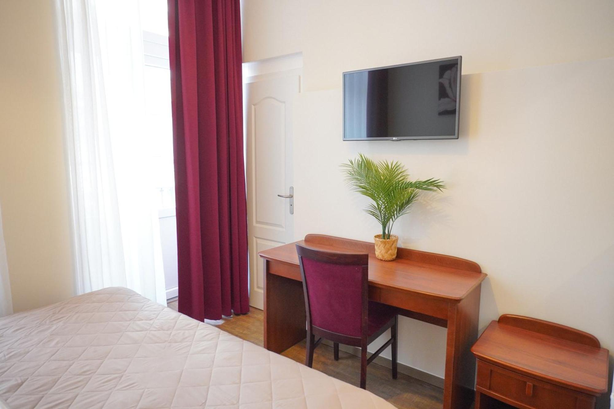 Elegant & Stylish Center Apartments! ปราก ภายนอก รูปภาพ
