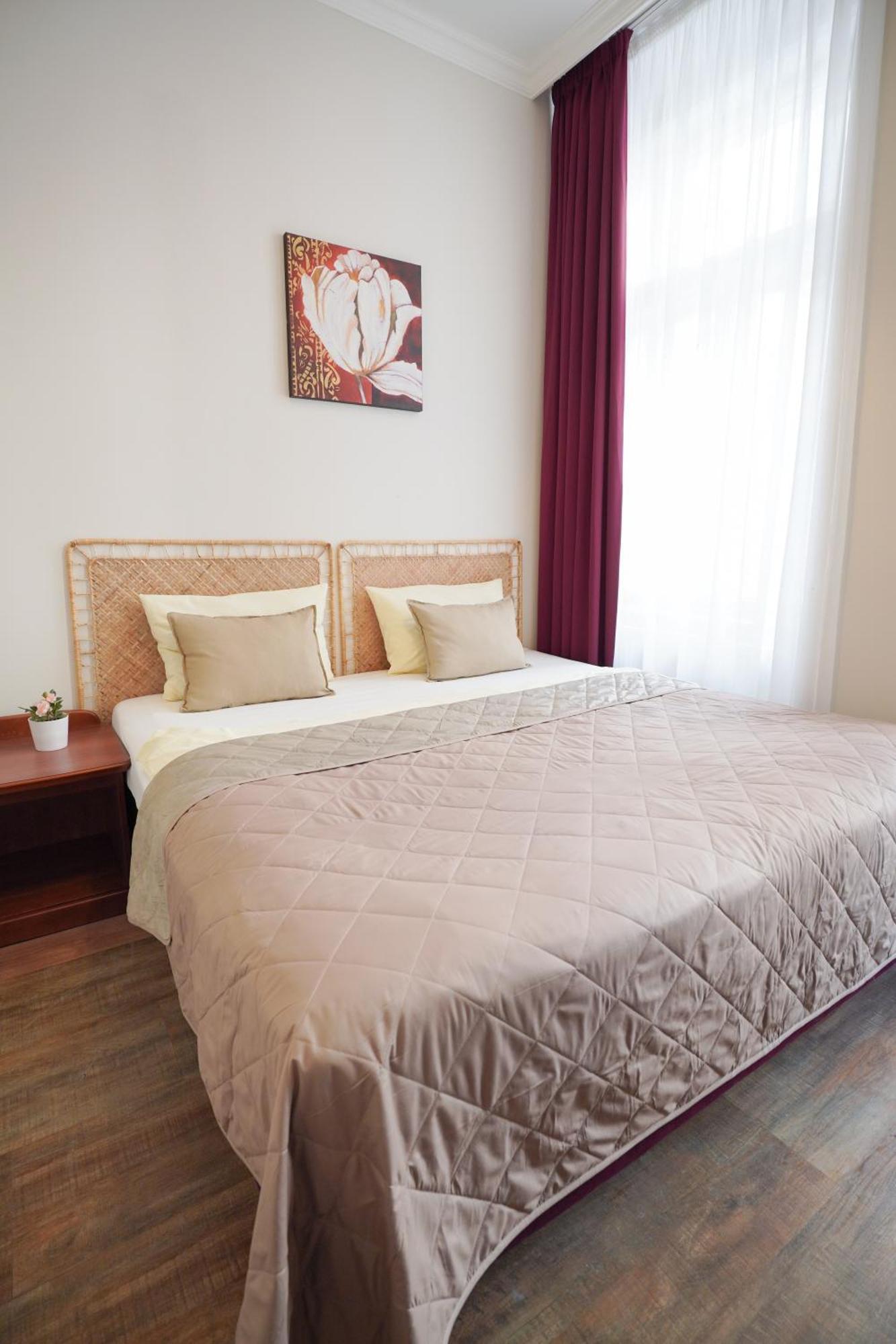 Elegant & Stylish Center Apartments! ปราก ภายนอก รูปภาพ