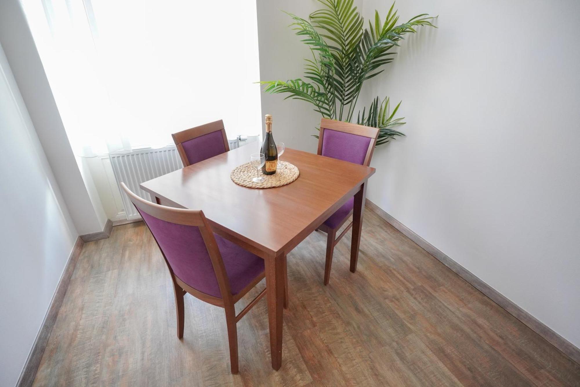 Elegant & Stylish Center Apartments! ปราก ภายนอก รูปภาพ